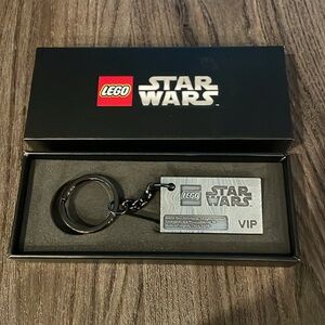 Star Wars Lego VIP keychsin